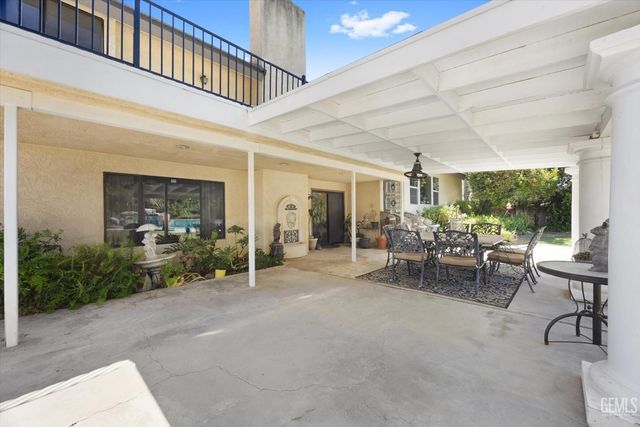 6600 Audene Way, Bakersfield, CA 93308