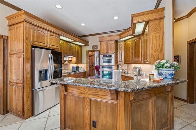 13509 Red Cedar Drive, Edmond, OK 73131