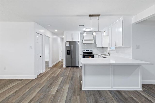 1224 Georgia St, Sulphur, LA 70663