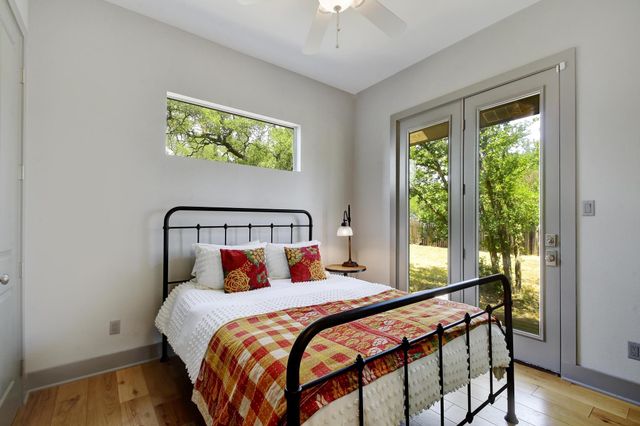 134 Narrows RD, Blanco, TX 78606