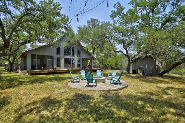 134 Narrows RD, Blanco, TX 78606