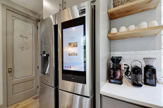 134 Narrows RD, Blanco, TX 78606