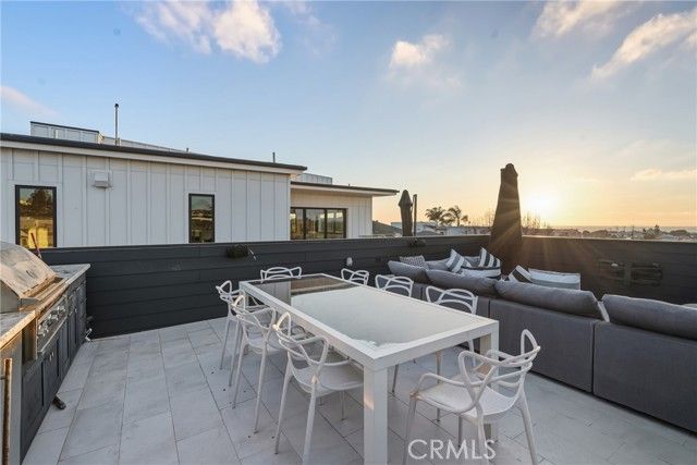 626 Longfellow, Hermosa Beach, CA 90254