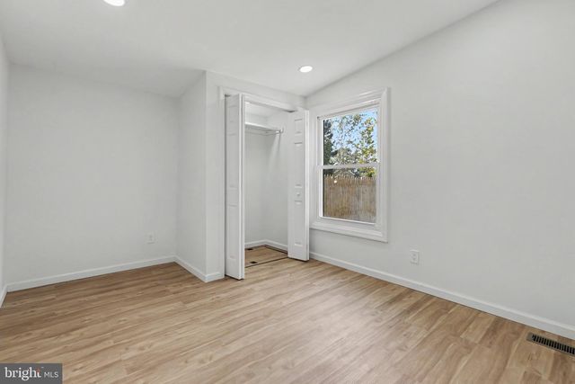 120 BILLINGSPORT RD, Paulsboro, NJ 08066