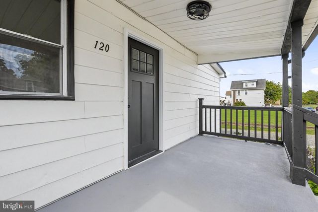 120 BILLINGSPORT RD, Paulsboro, NJ 08066