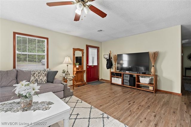 23 Wild Rose Lane, Booneville, AR 72927