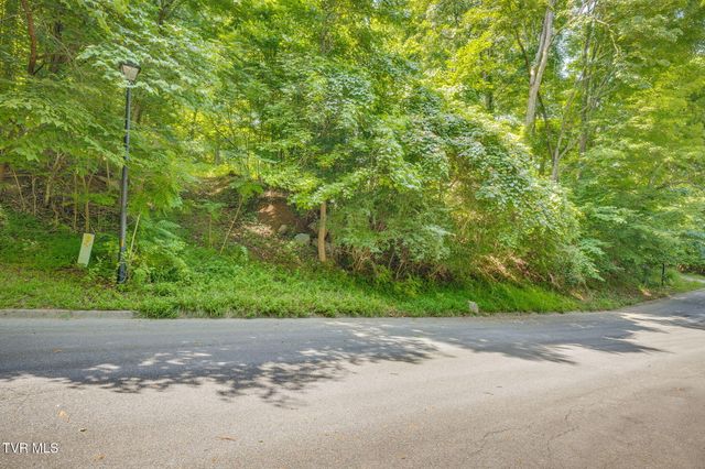 1101 Aberdeen Trail, Kingsport, TN 37664