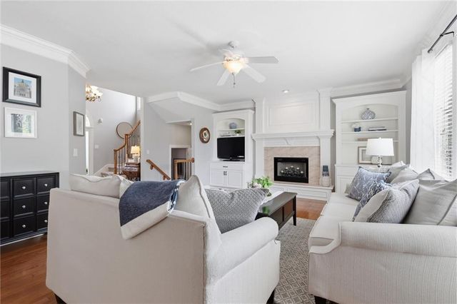 7709 W 145th Street, Overland Park, KS 66223