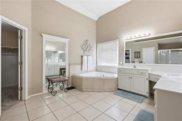 7709 W 145th Street, Overland Park, KS 66223