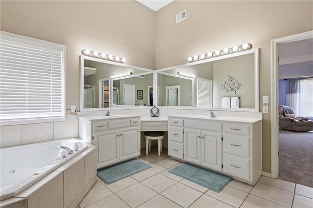 7709 W 145th Street, Overland Park, KS 66223