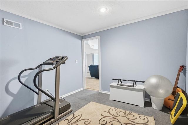 7709 W 145th Street, Overland Park, KS 66223