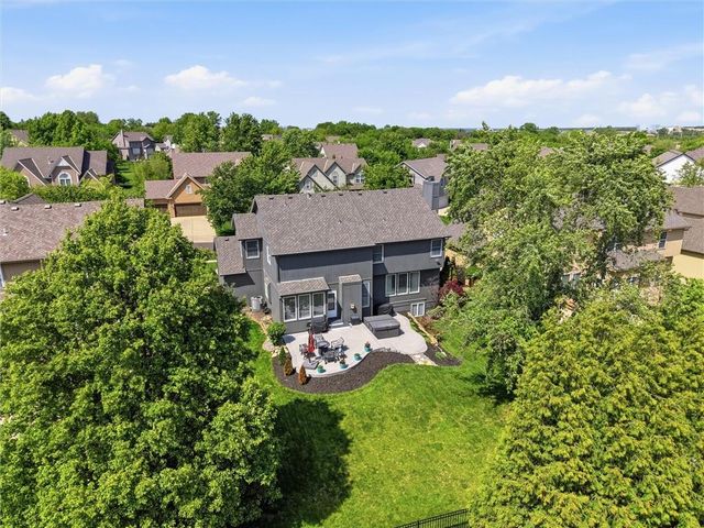 7709 W 145th Street, Overland Park, KS 66223