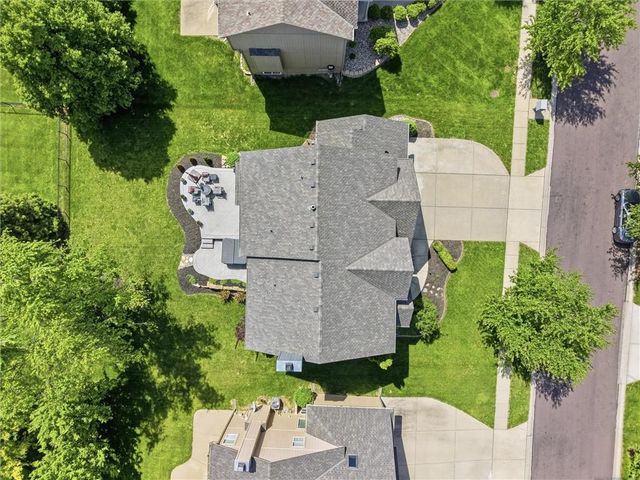 7709 W 145th Street, Overland Park, KS 66223