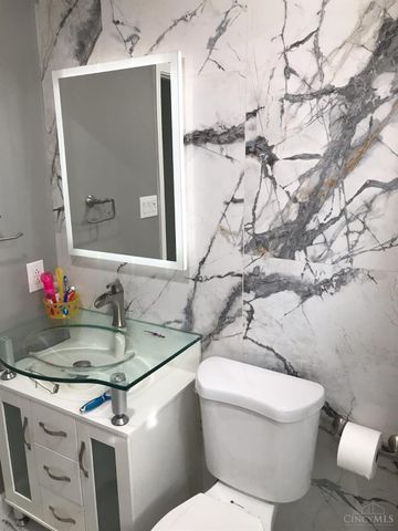 2090 Harkness Street, Cincinnati, OH 45225