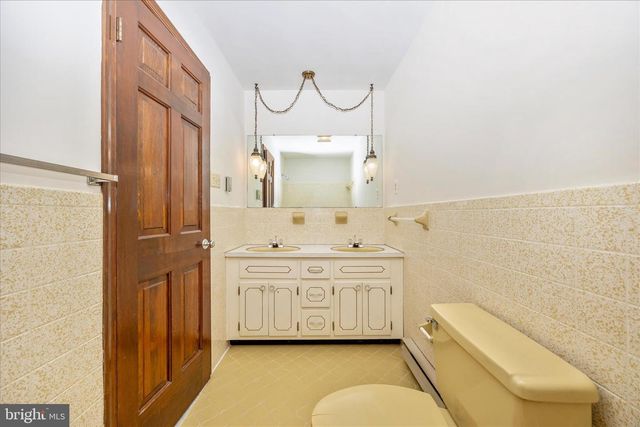 10440 GRINDSTONE RUN RD, Myersville, MD 21773