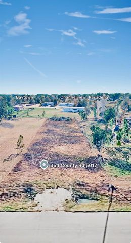 354 County Road 5017, Cleveland, TX 77327