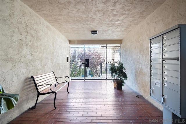 4180 Cleveland 10, San Diego, CA 92103