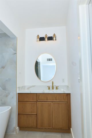 1521 El Campo Drive, Dallas, TX 75218