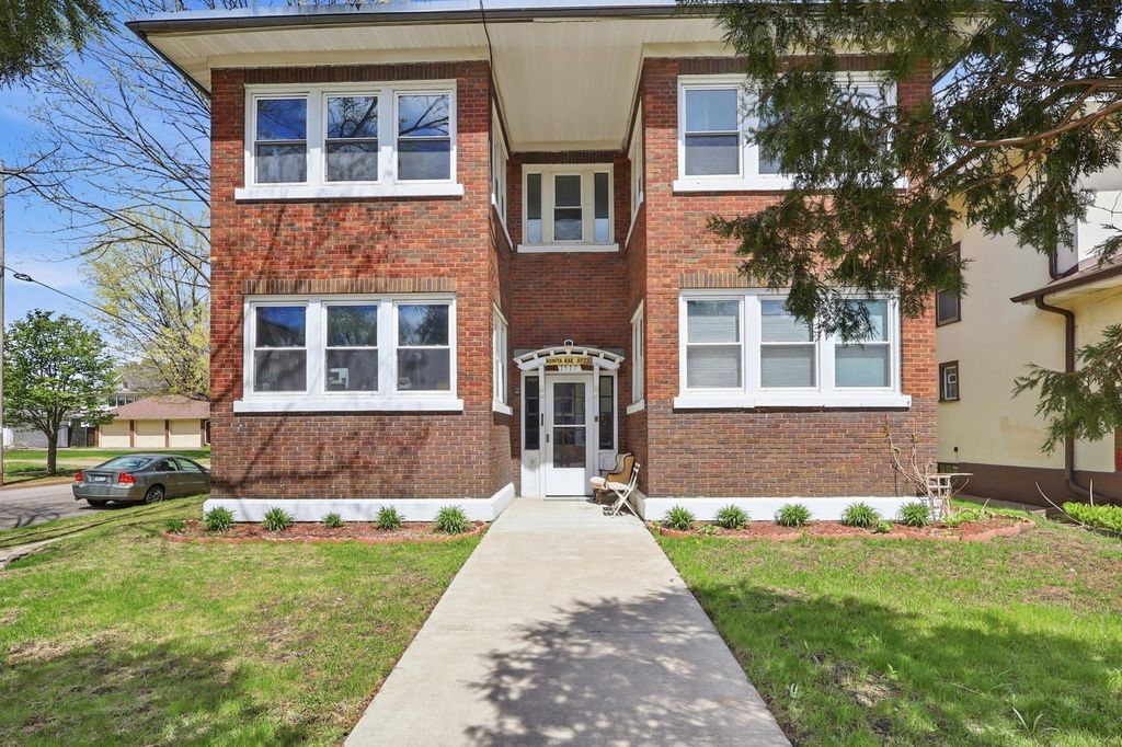 1517 Portland Avenue, Saint Paul, MN 55104 — exterior