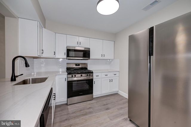 1004-B YARMOUTH LA, Mount Laurel, NJ 08054