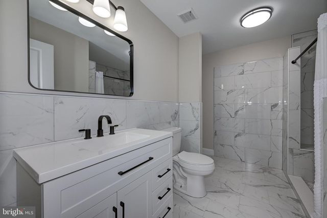 1004-B YARMOUTH LA, Mount Laurel, NJ 08054