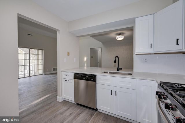 1004-B YARMOUTH LA, Mount Laurel, NJ 08054