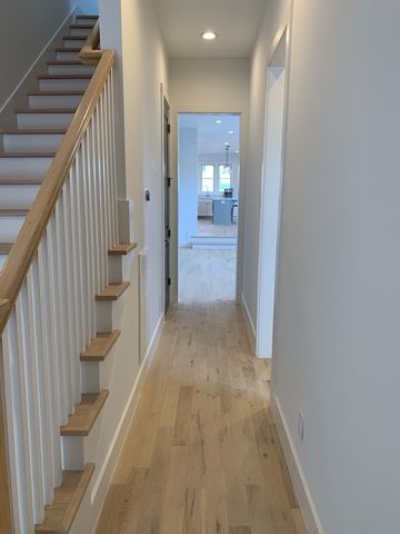 523 Fatherland St B, Nashville, TN 37206