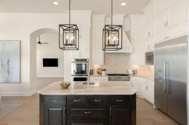8609 Bellancia DR, Austin, TX 78738