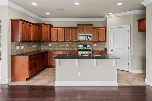 1402 Gooseneck Lane, Cave Springs, AR 72718