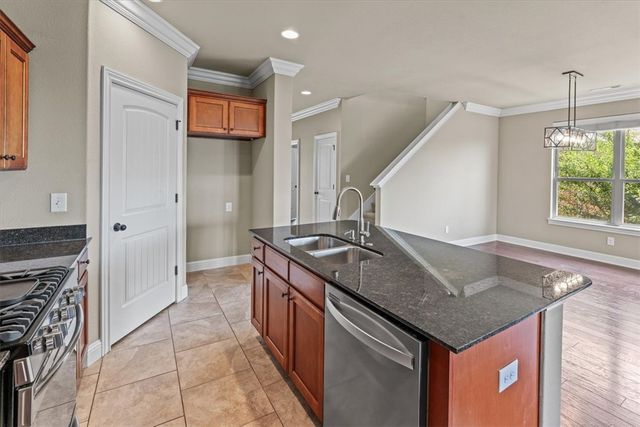 1402 Gooseneck Lane, Cave Springs, AR 72718