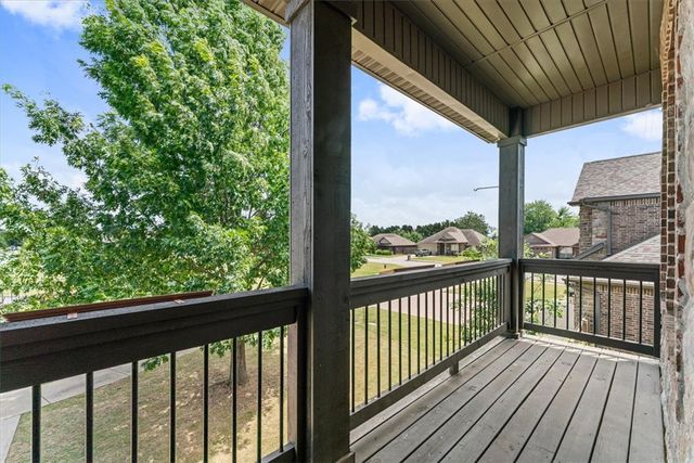 1402 Gooseneck Lane, Cave Springs, AR 72718