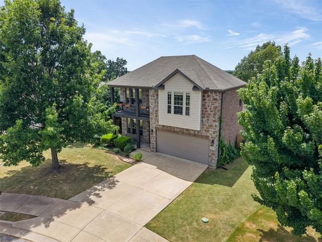 1402 Gooseneck Lane, Cave Springs, AR 72718