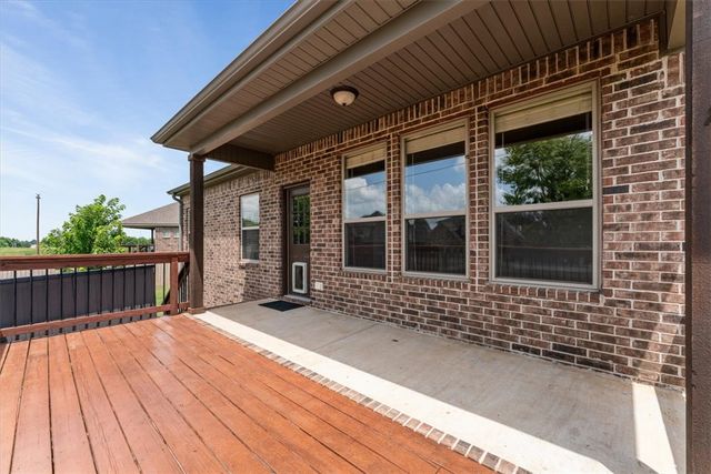 1402 Gooseneck Lane, Cave Springs, AR 72718