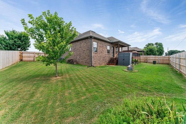 1402 Gooseneck Lane, Cave Springs, AR 72718