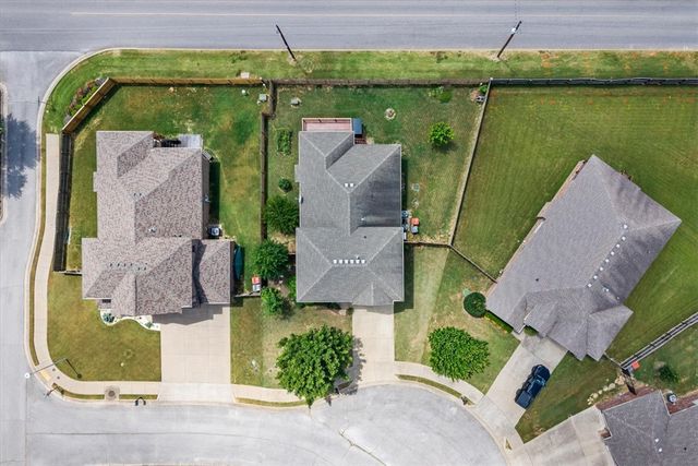 1402 Gooseneck Lane, Cave Springs, AR 72718