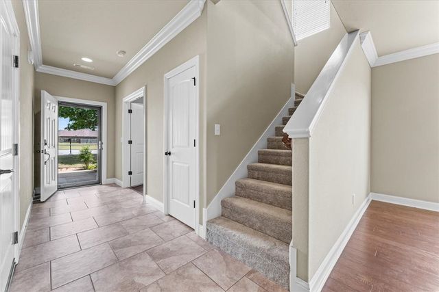 1402 Gooseneck Lane, Cave Springs, AR 72718