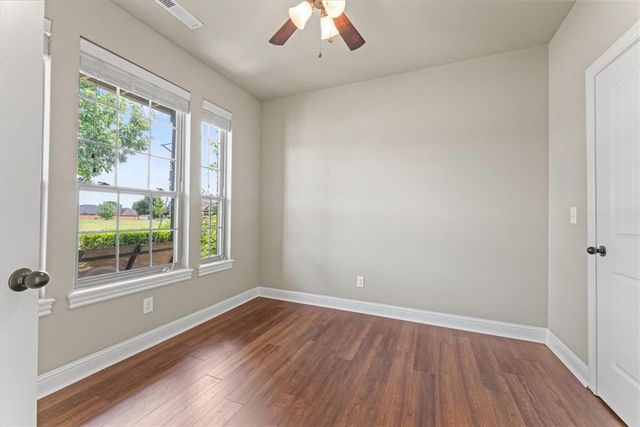 1402 Gooseneck Lane, Cave Springs, AR 72718