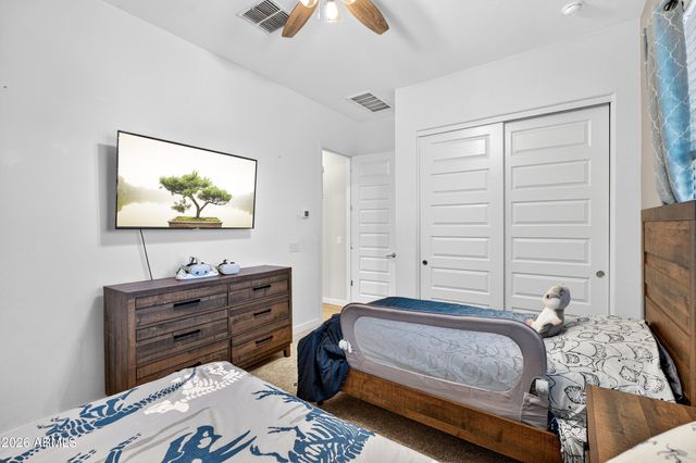 32649 N WOODSIDE Drive, San Tan Valley, AZ 85143