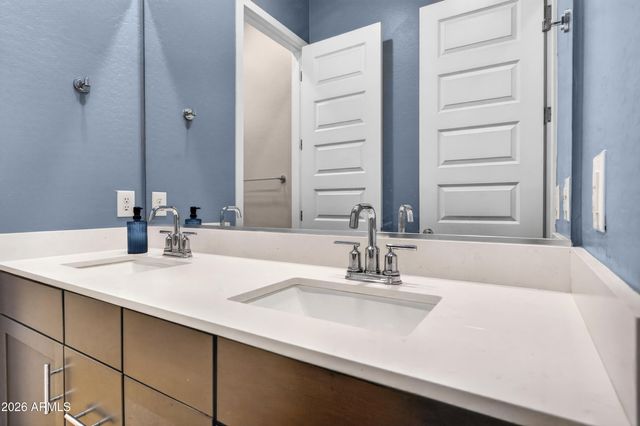 32649 N WOODSIDE Drive, San Tan Valley, AZ 85143