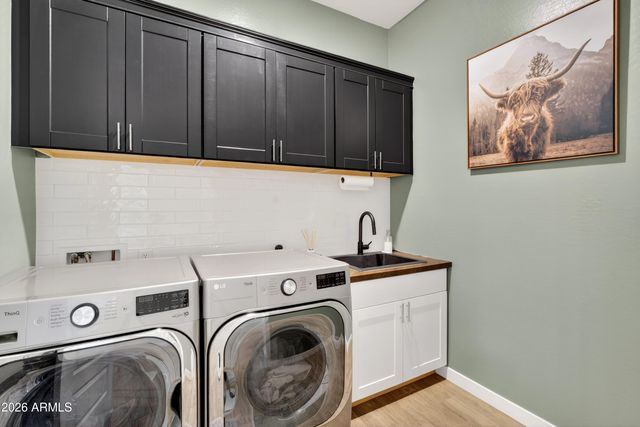 32649 N WOODSIDE Drive, San Tan Valley, AZ 85143