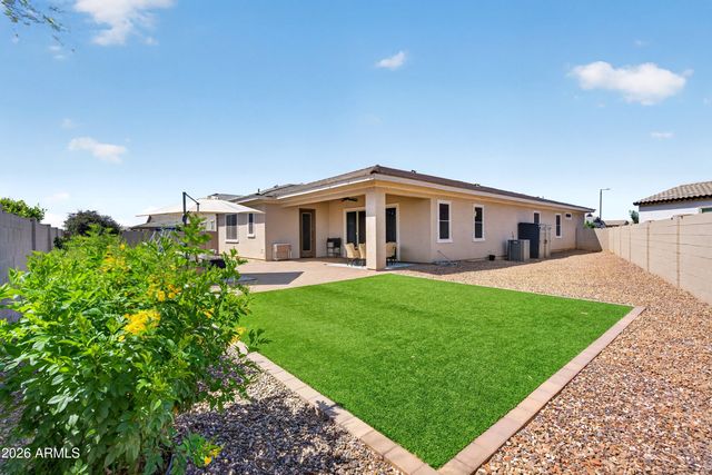 32649 N WOODSIDE Drive, San Tan Valley, AZ 85143