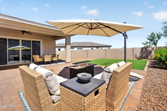 32649 N WOODSIDE Drive, San Tan Valley, AZ 85143