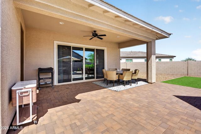 32649 N WOODSIDE Drive, San Tan Valley, AZ 85143