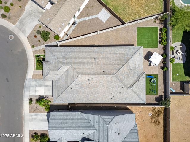 32649 N WOODSIDE Drive, San Tan Valley, AZ 85143