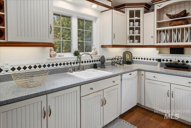 548 Elizabeth Park Drive, Twin Falls, ID 83301