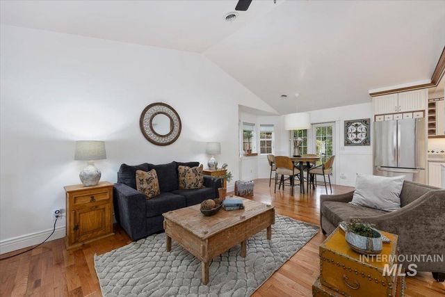 548 Elizabeth Park Drive, Twin Falls, ID 83301