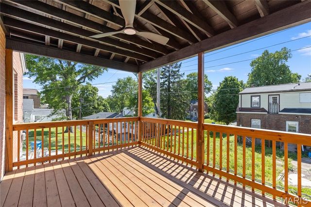 3708 Neona Street, Northwoods, MO 63121