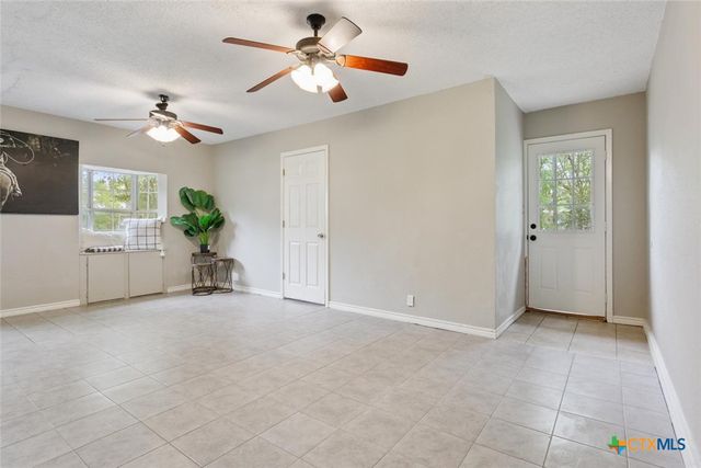 4912 S Pea Ridge Road, Temple, TX 76502