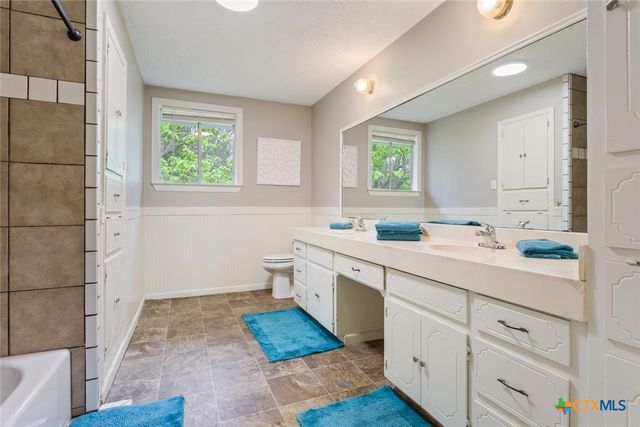 4912 S Pea Ridge Road, Temple, TX 76502