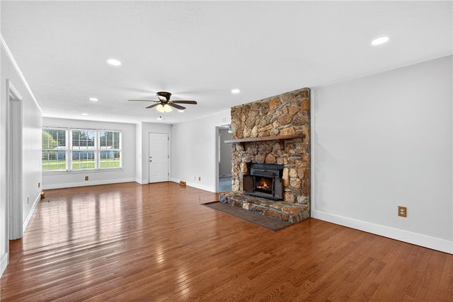 160 Burdette Circle, Pendleton, SC 29670